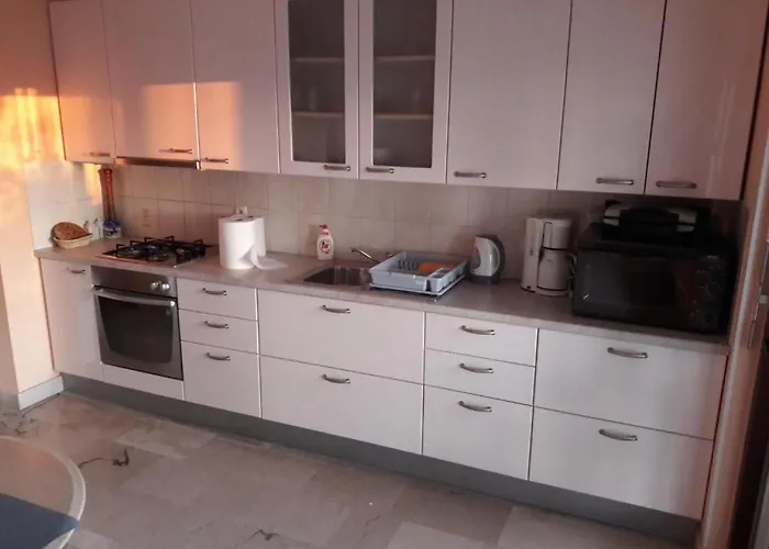 - Two Bedroom Apartamento Kožino