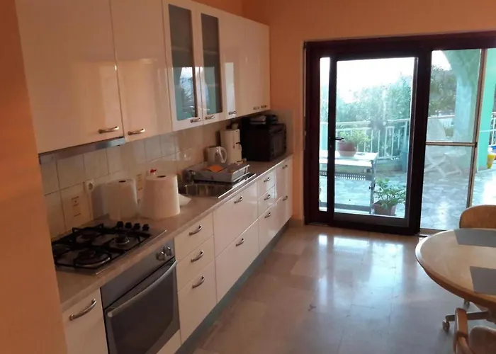 - Two Bedroom Lägenhet